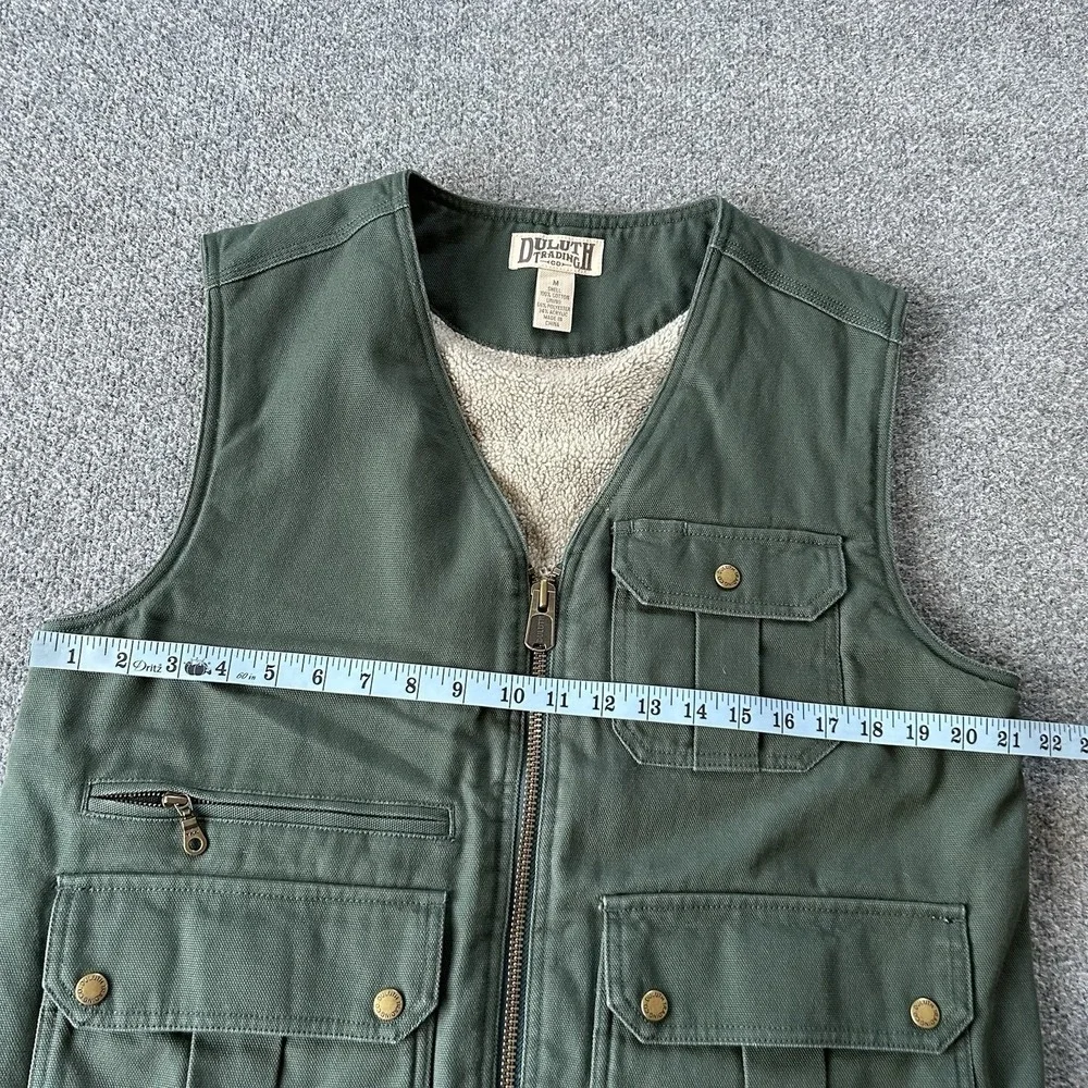 Duluth Trading Jacket Mens‎ Medium Green Iron Range Fire Hose Sherpa Lined Vest